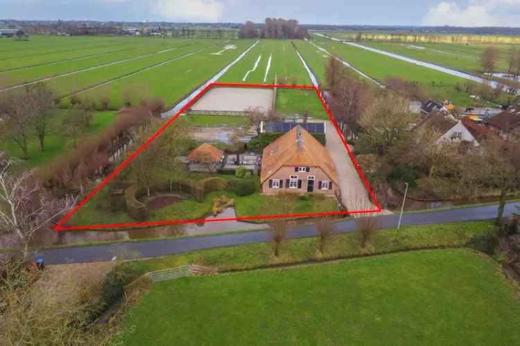 Historische Boerderij met Paardenstal te Koop