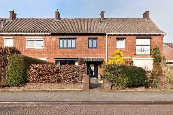 Ruime woning Nijmegen 3 slaapkamers moderne keuken tuin