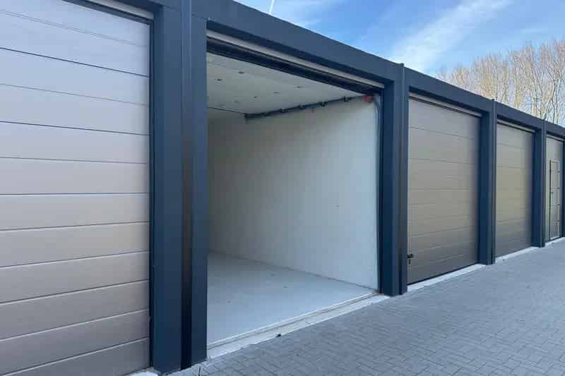 Bedrijfsunit te Huur Alphen aan den Rijn 28m2