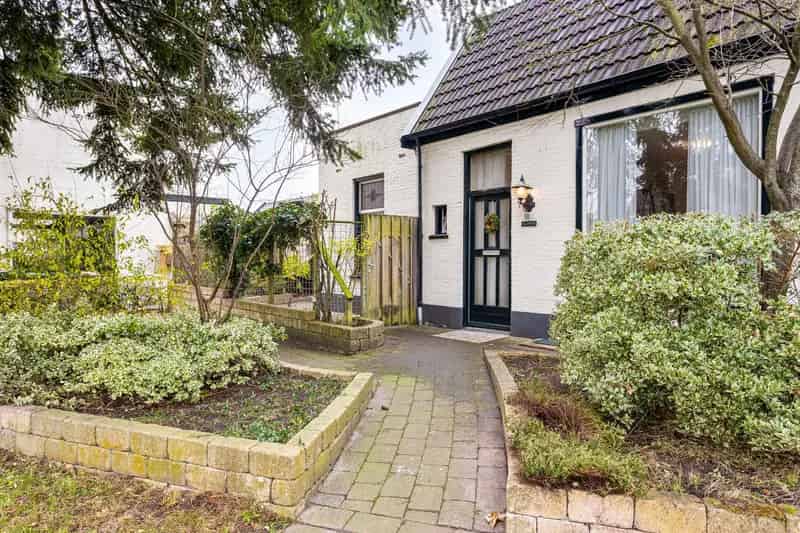 6 Slaapkamers 2 Badkamers Vrijstaande Huis Apeldoorn