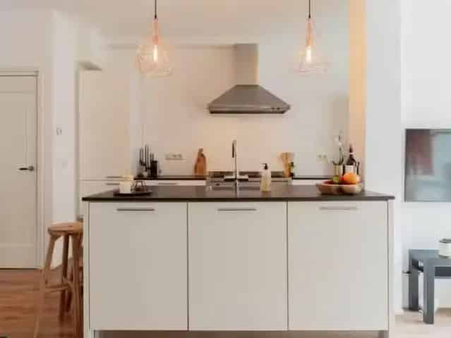Luxe Benedenwoning met Tuin te Amsterdam De Baarsjes