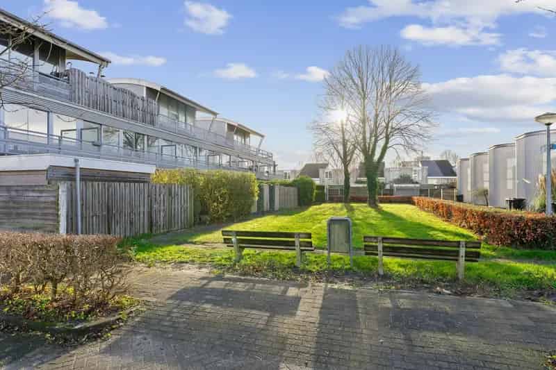 Huis te koop Almere Muziekwijk 3 slaapkamers tuin balkon energielabel B