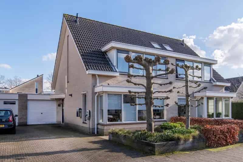 2 1 Kapwoning Petenbos Ruime Woonkamer Moderne Keuken