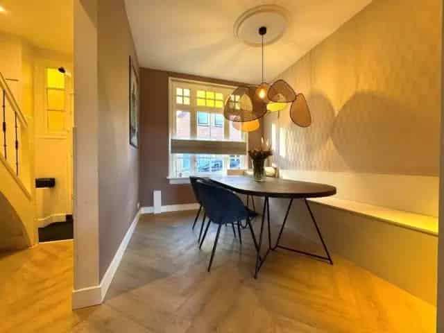 Gerenoveerde Tussenwoning Ginneken 4 Slaapkamers Luxe Badkamer