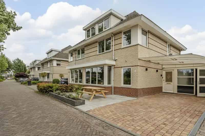 Moderne 6 Slaapkamer 2 Onder 1 Kapwoning Hoogeveen A+++