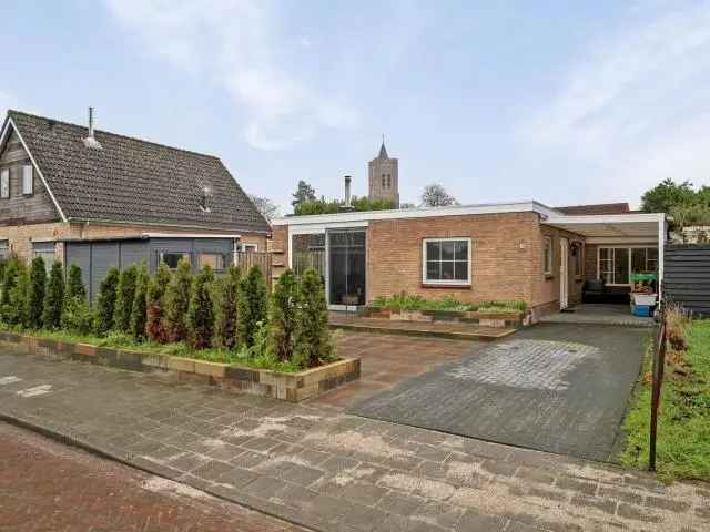 Bungalow te koop in 's-Heer Arendskerke
