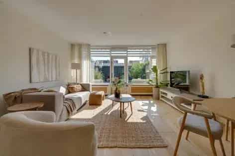 3 Kamer Huis 93m2 Weesp - Gezinnen - Gemeubileerd