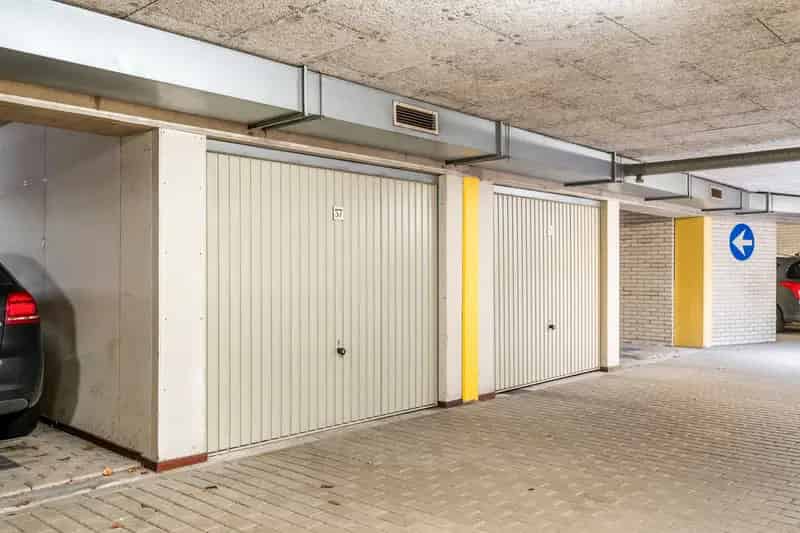 Appartement te koop Ede  Royaal 4 kamer appartement met groot terras en garage
