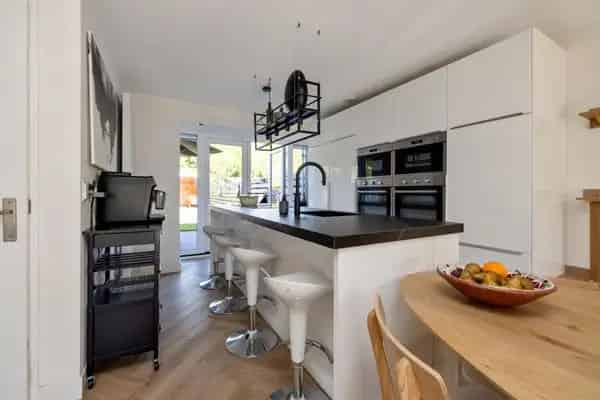 Almere Danswijk - Instapklare woning 4 slaapkamers 2 badkamers