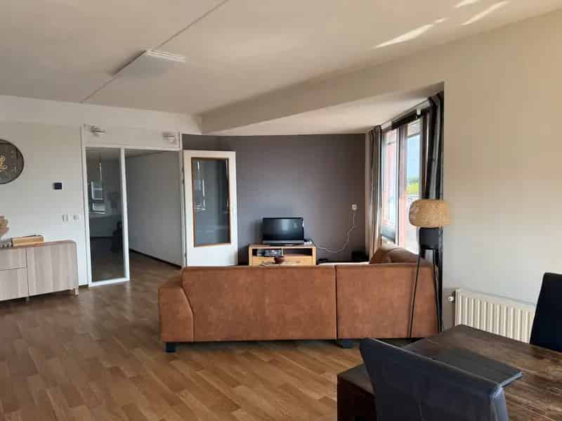 Appartement met Uitzicht 3e Verdieping