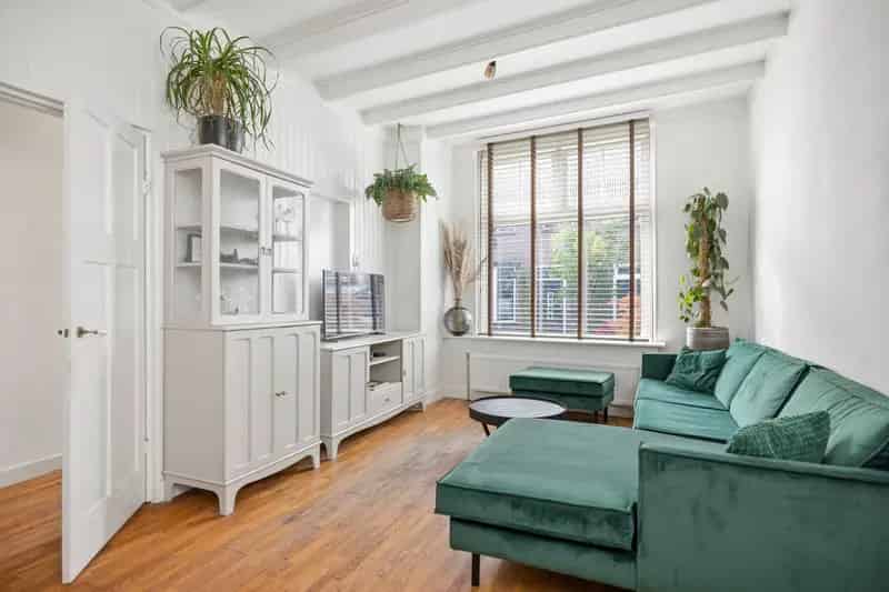 Huis te koop Deventer De Hoven 3 slaapkamers moderne keuken recent gemoderniseerd