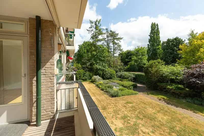 Ruim 3-kamerappartement Hilversum 80m²  Zonnig Balkon Berging Lift