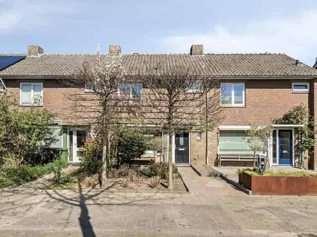 Ruime Tussenwoning 4 Slaapkamers Eindhoven