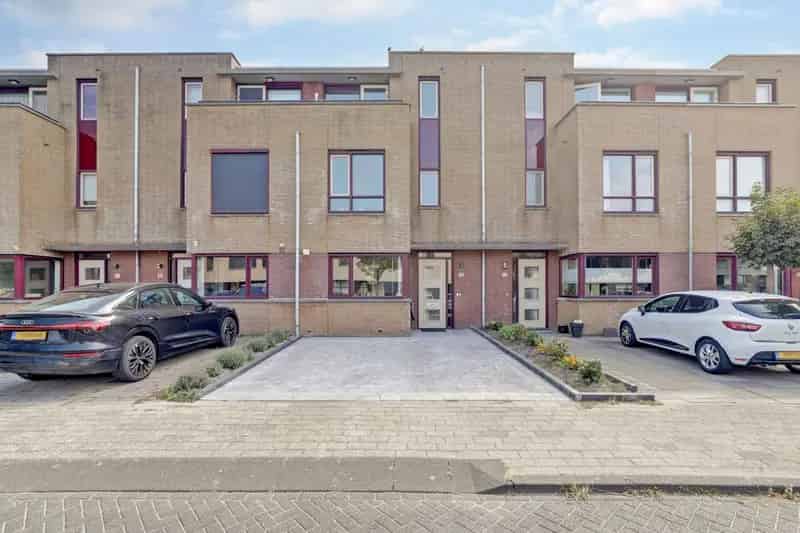 Huis te koop: Slangekruid 78 2681 XT Monster | Funda