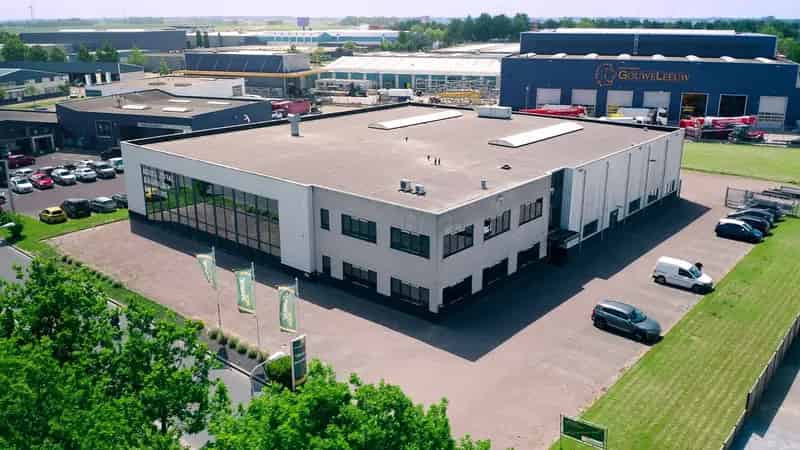 Bedrijfshal te huur Emmeloord 2205m²