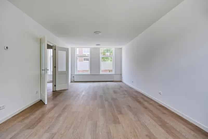 Gerenoveerde Bovenwoning Zeeheldenkwartier 6 Slaapkamers
