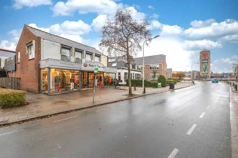 Winkelruimte te huur Roelofarendsveen 120m2 A4