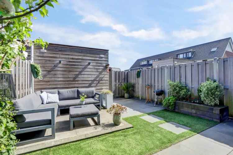 Moderne Energiezuinige Woning Ruime Woonkamer Luxe Keuken Badkamer
