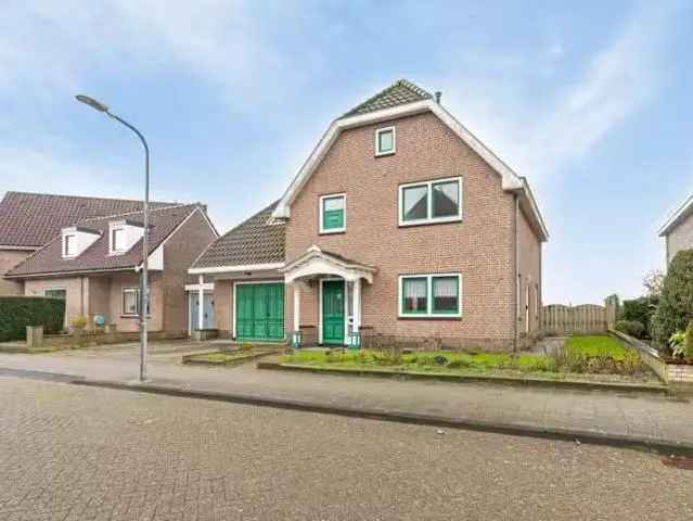 Vrijstaande woning Volendam Ruime tuin Garage Uitzicht