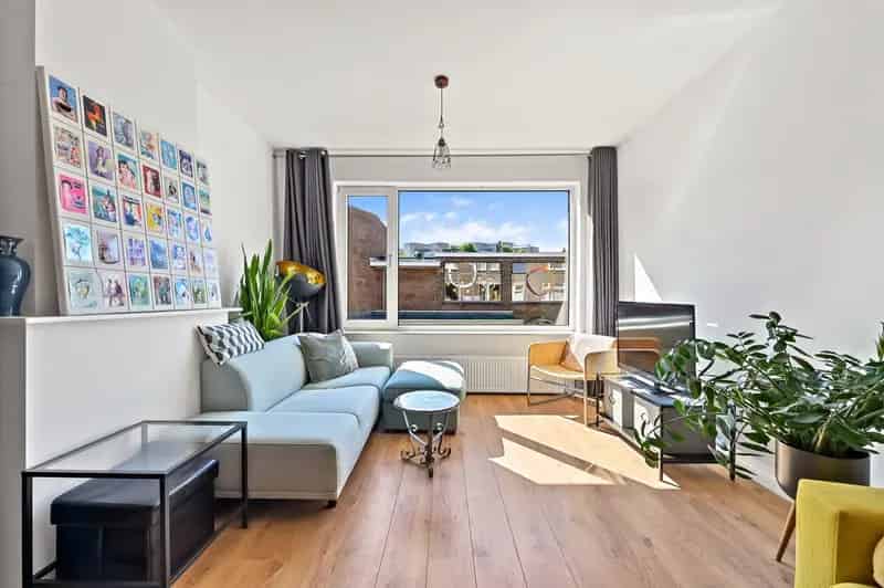 Appartement te koop Bezuidenhout 60m2 2 slaapkamers balkon