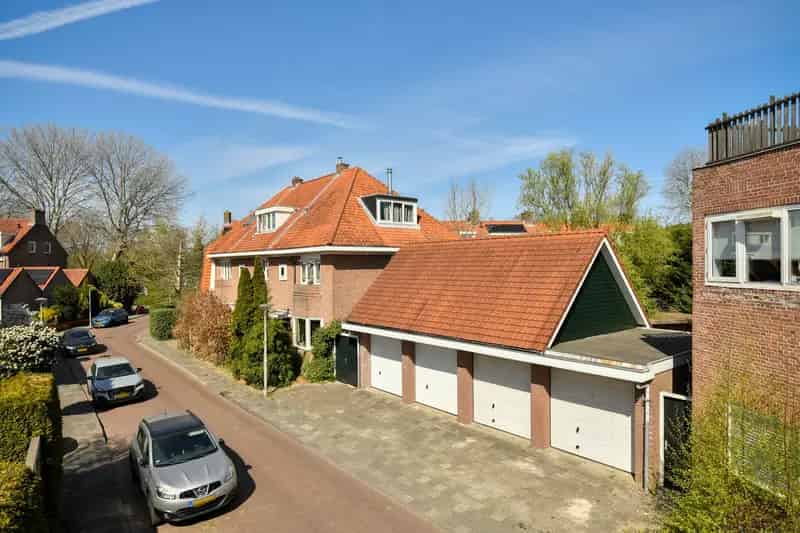 Garagebox Amstelveen 131m² te Koop