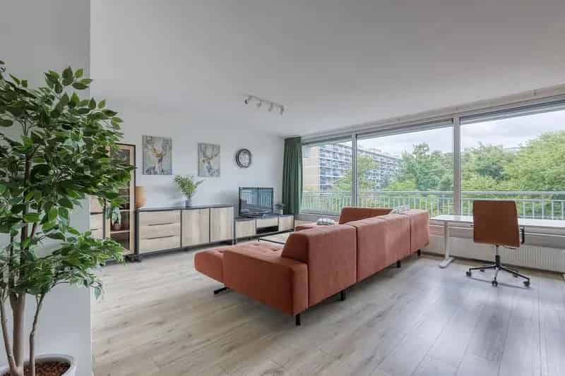 Appartement Delft Jan Campertlaan: Instapklaar 5-kamer appartement