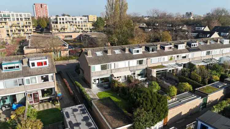 Eengezinswoning Te Koop in Leiden, Zuid-Holland