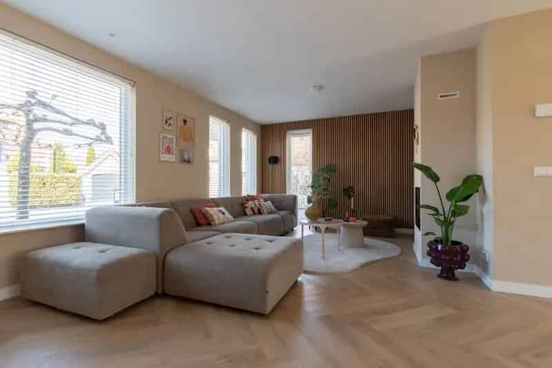 Gasloze 2-onder-1-kapwoning Nijkerk 6 slaapkamers