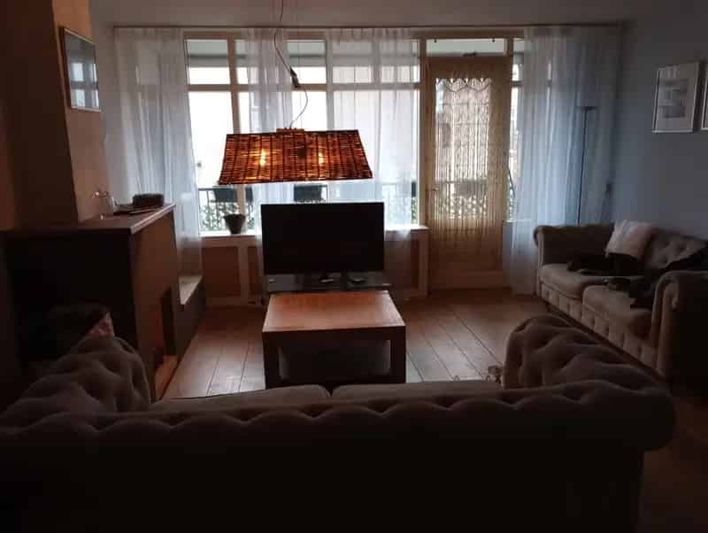 Rustige Kamer Almere Centrum Binnenhof Uitzicht