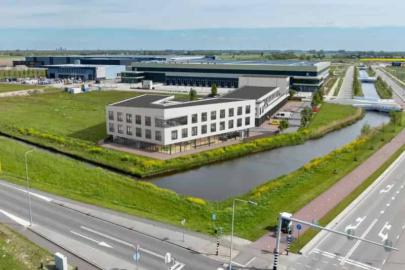 Bedrijfsunits Hellevoetsluis: duurzaam complex met diverse formaten