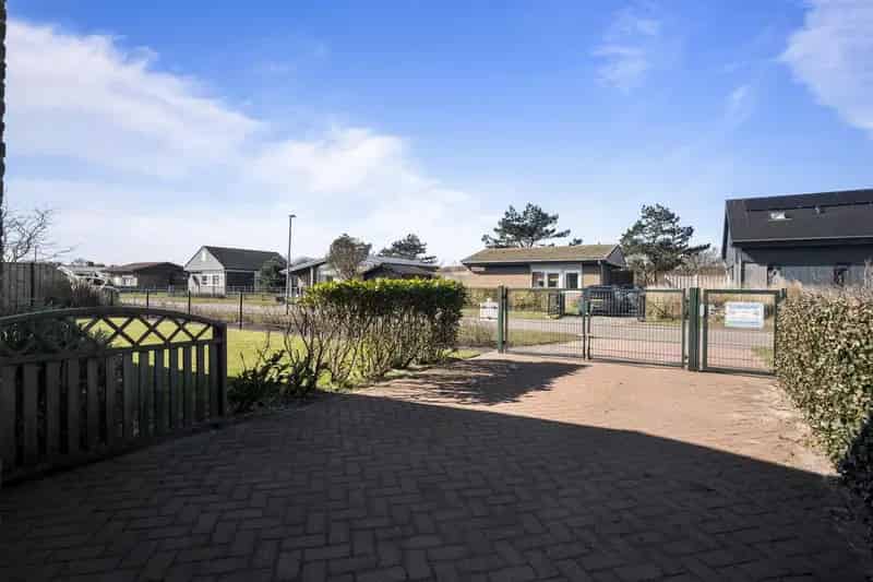 Recreatiebungalow nabij strand  volledig gerenoveerd