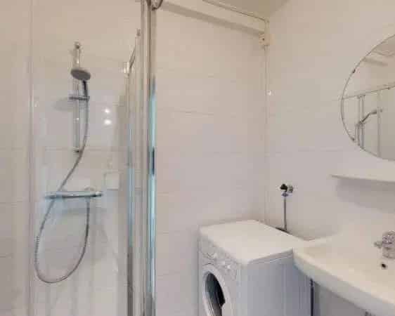 Lichte Kamer in Ruim Appartement Juni Juli Amsterdam