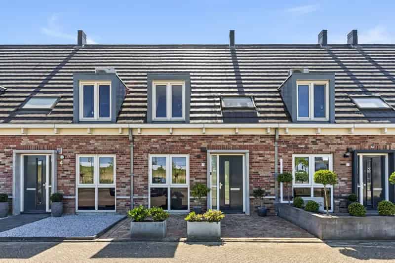 Huis te koop Houten 4 slaapkamers nieuwe keuken zonnige tuin