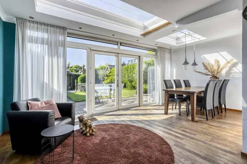 Karakteristieke Tweekapper Oss Zuid Ruime Tuin 4 Slaapkamers