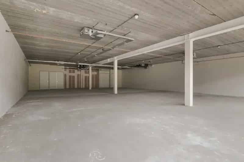 Showroom Kantoorruimte Lijnden A9 A5