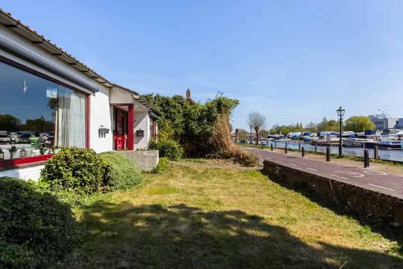 Huis te koop: Noordvliet 157 3142 CL Maassluis 
