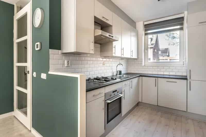 Huis te koop Hoofddorp 3 slaapkamers uitgebouwde woning zonnige tuin