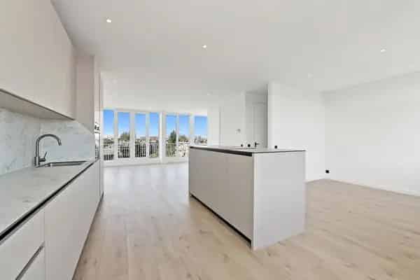 Luxe gerenoveerde bovenwoning 4 slaapkamers Den Haag