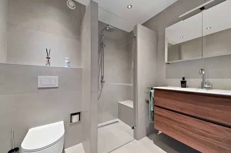 Ruime Maisonnette 5 Slaapkamers Den Haag Houtwijk