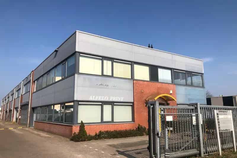 Bedrijfshal te huur Almere 75m2