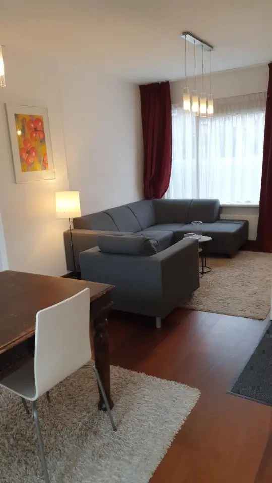 Kamer voor Dames - Nieuw en Moderne Kamer - Toplocatie