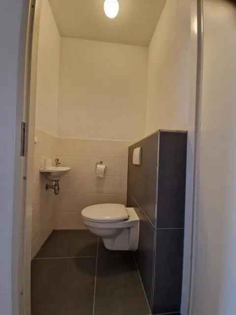 Portiekflat Rotterdam 90m2 4 Kamers 2006