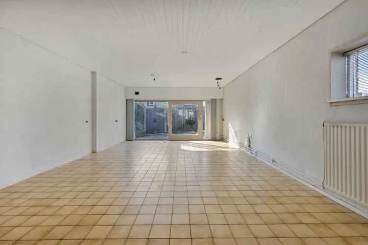 Ruime Eindwoning 4 Slaapkamers Oosterhout Nabij Centrum