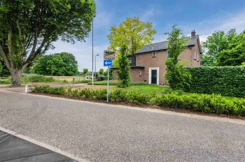 Landelijk wonen in Epe: Vrijstaande woning met 6 slaapkamers en kapschuur