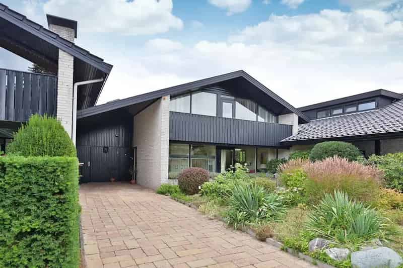 Huis te koop: Van Houtenlaan 3 1272 KC Huizen | Funda