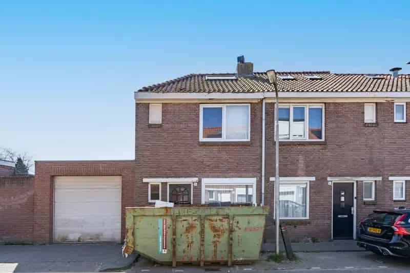 Opknapper Hoekwoning Tilburg 3 slaapkamers Nabij Centrum