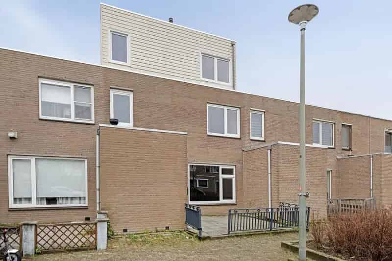 Te Koop: Ruime Tussenwoning 4 slaapkamers Dordrecht