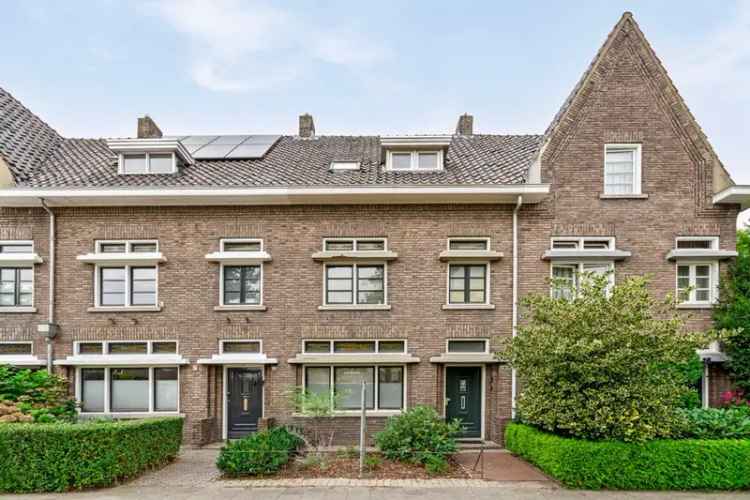 Eengezinswoning Te Koop in Helmond, Noord-Brabant