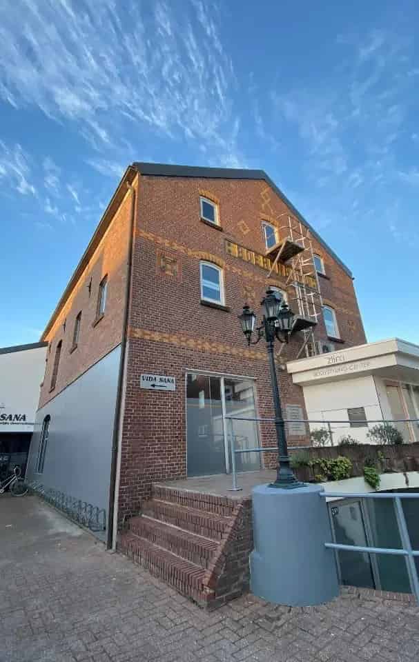 Kantoorruimte te huur Elst Dorpsstraat 160m2