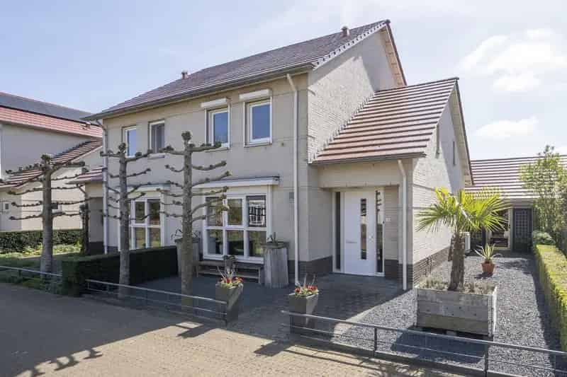 Gezinswoning Parijsch 3 slaapkamers 140m2 tuin garage zonnepanelen A++